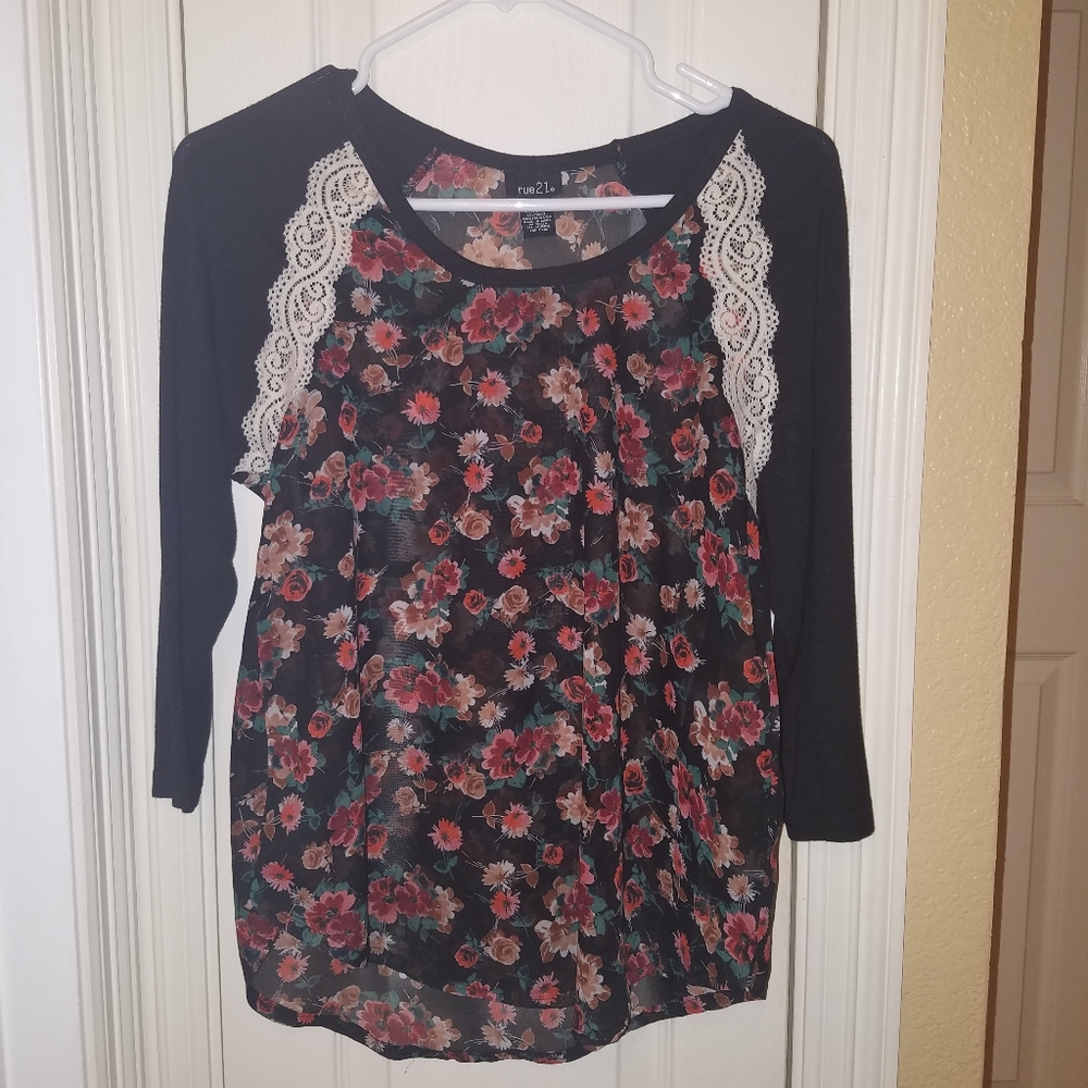 🌹 Small Womens shirt